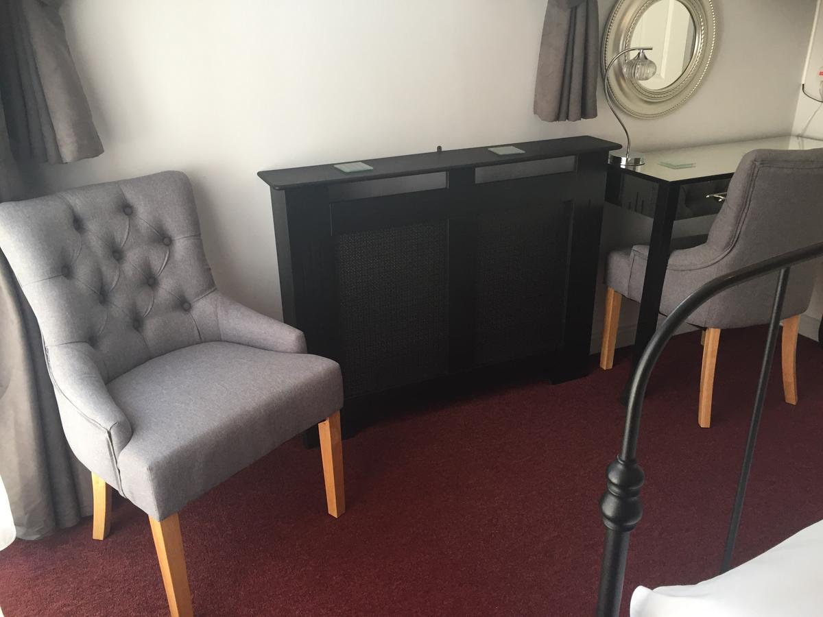 Castle Lodge guest house Newport  Extérieur photo