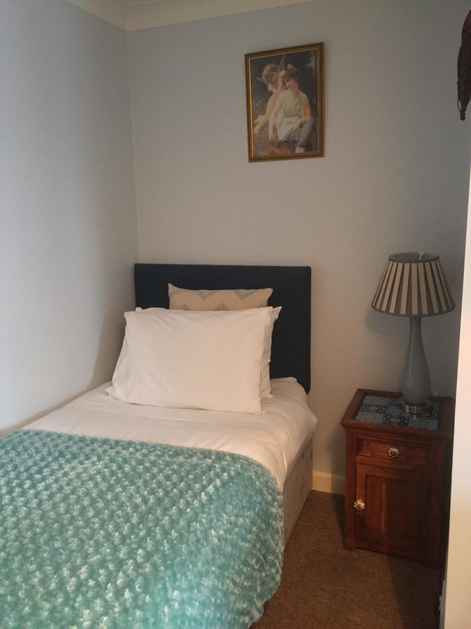 Castle Lodge guest house Newport  Chambre photo